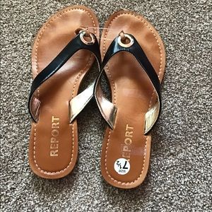 Report Sandals